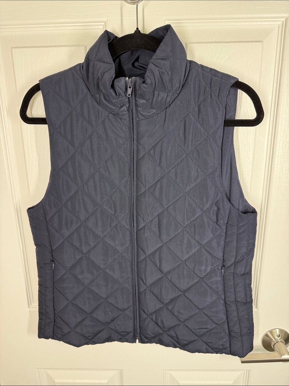 Loft dark navy blue quilted puffer vest with zip pockets size small